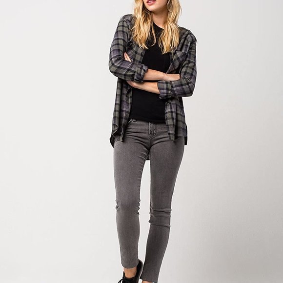 Fox Long Sleeve Button-Up. Small - Picture 1 of 9